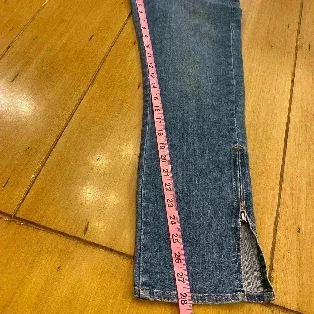 Womens Mid Rise Zipper Ankle Bottom Jean size 29 William B - Picture 8 of 11
